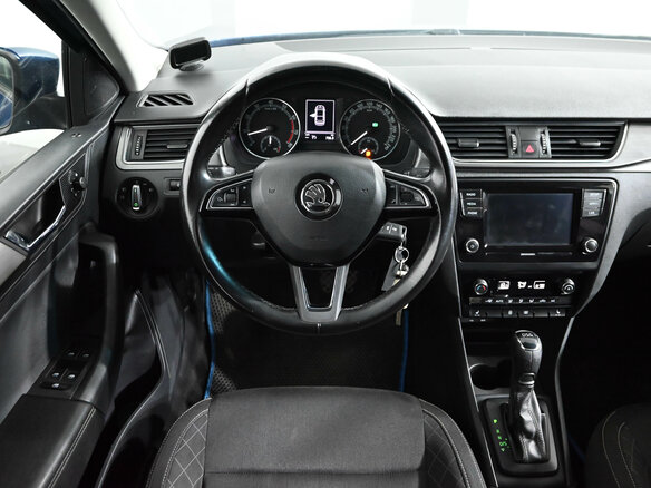 2017 Skoda Rapid I, синий, 1100000 рублей - вид 12