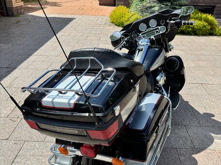 2010 Harley-Davidson Electra Glide, чёрный, 900000 рублей, вид 5