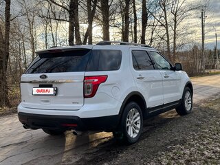 2013 Ford Explorer V, белый, 1550000 рублей, вид 4