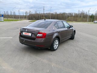 2017 Skoda Octavia III (A7), коричневый, 1950000 рублей, вид 1