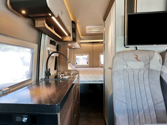 2023 Mercedes-Benz Sprinter, серебристый, 9800000 рублей - вид 14