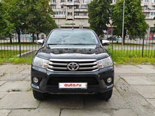 2018 Toyota Hilux VIII, чёрный, 3450000 рублей, вид 3