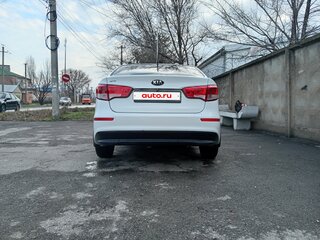 2015 Kia Rio 6-speed III, белый, 1070000 рублей, вид 4