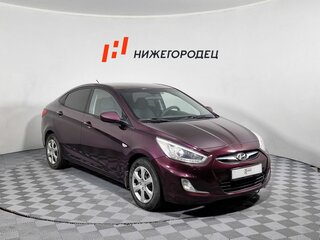 2013 Hyundai Solaris I, фиолетовый, 799000 рублей, вид 3