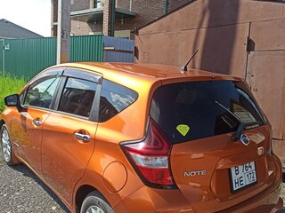 2017 Nissan Note e-Power II Рестайлинг, коричневый, 1350000 рублей, вид 4