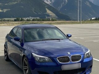 2005 BMW M5 IV (E60/E61), синий, 2700000 рублей, вид 4