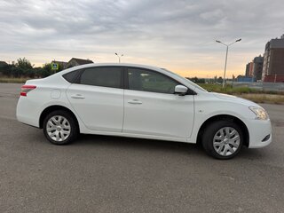 2015 Nissan Sentra VII (B17), белый, 900000 рублей, вид 4