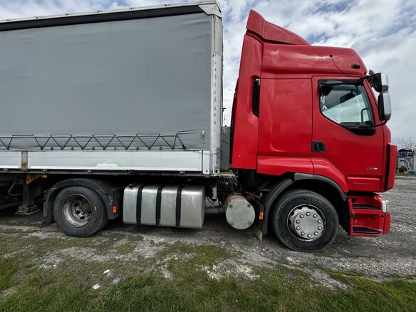 2012 Renault Premium, красный, 1990000 рублей - вид 4
