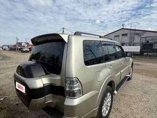 2018 Mitsubishi Pajero IV Рестайлинг 2, бежевый, 2350000 рублей, вид 5