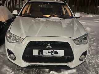 2013 Mitsubishi ASX I Рестайлинг, белый, 1150000 рублей, вид 2