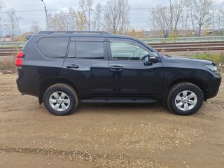 2019 Toyota Land Cruiser Prado 150 Series Рестайлинг 2, чёрный, 5500000 рублей, вид 2
