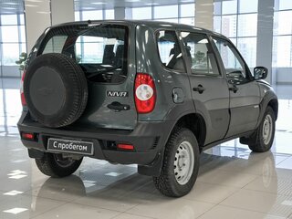 2016 Chevrolet Niva I Рестайлинг, зелёный, 382000 рублей, вид 2