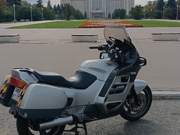1996 Honda ST 1100, серый, 300000 рублей - вид 2