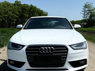 2012 Audi A4 IV (B8) Рестайлинг, белый, 1300000 рублей, вид 3
