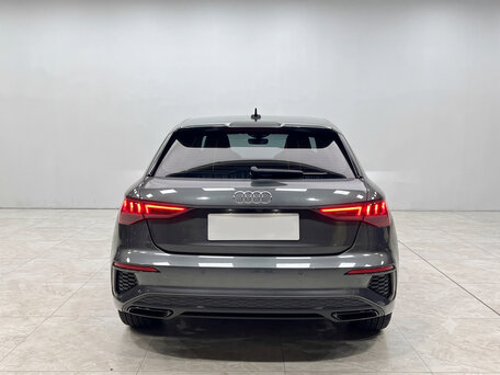 2022 Audi A3 Sportback 35 TFSI IV (8Y), серый, 2250000 рублей, вид 4