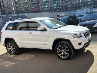 2013 Jeep Grand Cherokee IV (WK2) Рестайлинг, белый, 1790000 рублей, вид 1