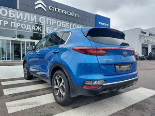 2019 Kia Sportage IV Рестайлинг, синий, 2000000 рублей, вид 5