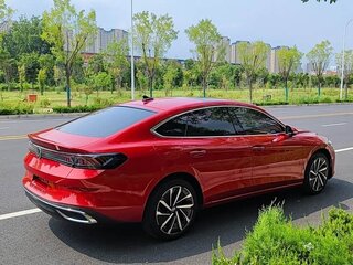2022 Volkswagen Lamando L II, красный, 2190900 рублей, вид 4