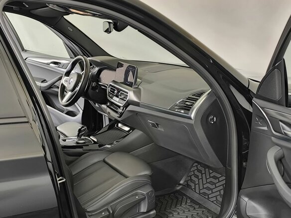 2022 BMW X3 20d xDrive III (G01) Рестайлинг, чёрный, 5215000 рублей - вид 9