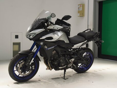 2015 Yamaha MT-09 Tracer (FJ-09), серебристый, 770000 рублей, вид 3