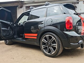 2011 Mini Countryman Cooper S I, чёрный, 1450000 рублей, вид 1