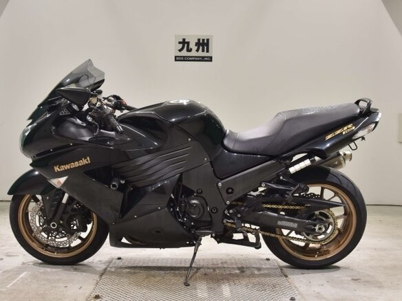2010 Kawasaki ZZR 1400, чёрный, 644000 рублей