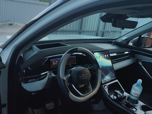 2023 Geely Atlas II, белый, 2950000 рублей - вид 10