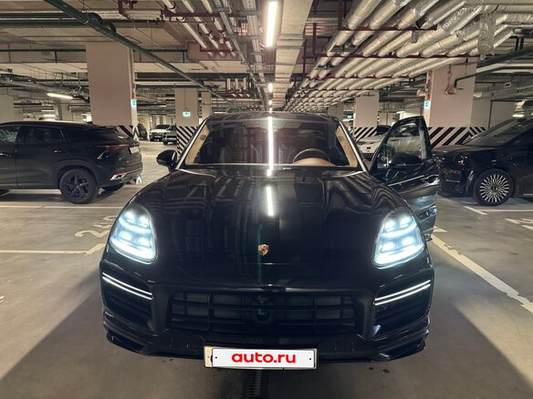 2018 Porsche Cayenne Turbo III, чёрный, 7800000 рублей