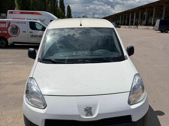 2013 Peugeot Partner, белый - вид 4