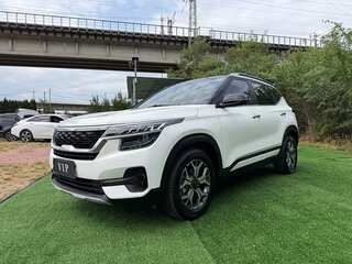 2023 Kia KX3, белый, 1380000 рублей, вид 1