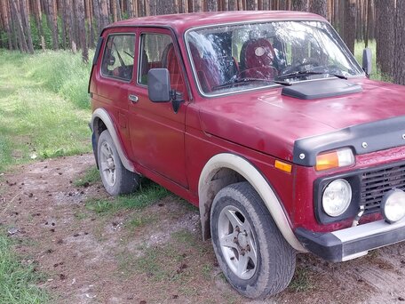 2001 Lada (ВАЗ) 2121 (4x4) I Рестайлинг, пурпурный, 164000 рублей, вид 2