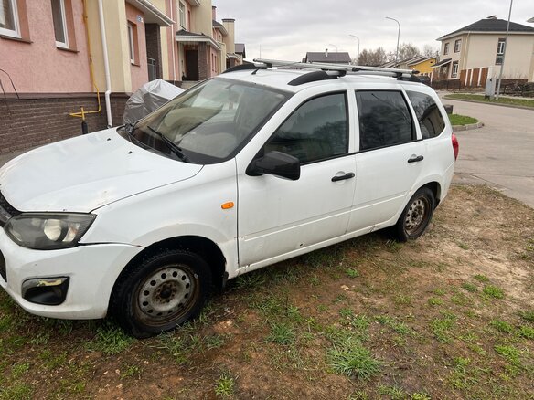 2014 Lada (ВАЗ) Kalina II, белый, 360000 рублей
