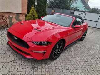 2022 Ford Mustang VI Рестайлинг, красный, 3650000 рублей, вид 3