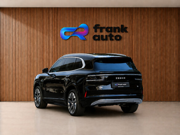 2026 Zeekr 8X 70 kWh, чёрный - вид 35