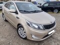 2013 Kia Rio 5-speed III, бежевый, 520000 рублей