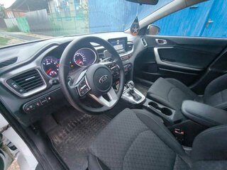 2019 Kia Ceed III, белый, 950000 рублей, вид 3