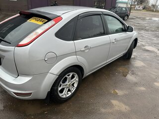 2010 Ford Focus II Рестайлинг, серебристый, 549000 рублей, вид 4