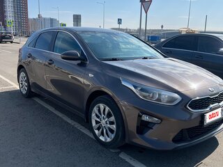2018 Kia Ceed III, серый, 1690000 рублей, вид 3