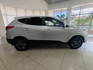 2014 Hyundai ix35 I Рестайлинг, серый, 1040000 рублей, вид 4