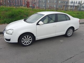 2010 Volkswagen Jetta V, белый, 890000 рублей, вид 5