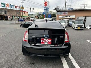 2015 Toyota Prius III Рестайлинг (XW30), чёрный, 1250000 рублей, вид 5
