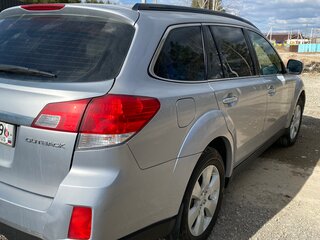 2011 Subaru Outback IV, серебристый, 1135000 рублей, вид 3