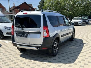 2026 Lada (ВАЗ) Largus Cross I Рестайлинг, серебристый, 2042000 рублей, вид 4