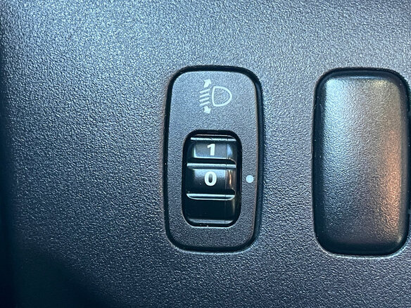 2011 Mitsubishi Lancer X Рестайлинг, серебристый, 629000 рублей - вид 26