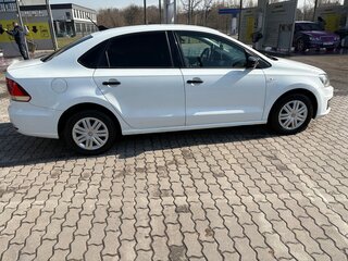 2019 Volkswagen Polo V Рестайлинг, белый, 750000 рублей, вид 3