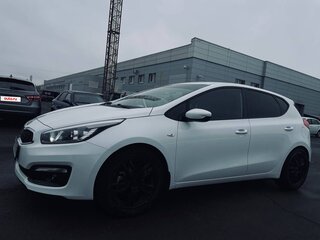 2016 Kia Ceed II Рестайлинг, белый, 1200000 рублей, вид 1