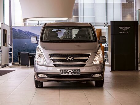 2014 Hyundai Grand Starex I, серый, 1425000 рублей, вид 2