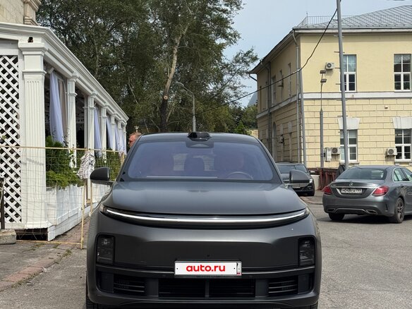 2024 Li Auto (Lixiang) L7 52.3 kWh I Рестайлинг, серый - вид 1
