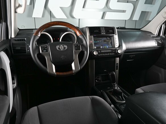 2013 Toyota Land Cruiser Prado 150 Series Рестайлинг 1, чёрный, 2580000 рублей - вид 5