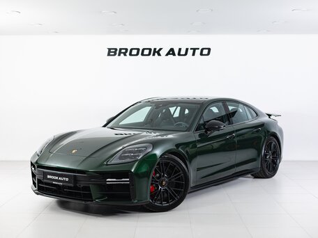 Porsche Panamera III